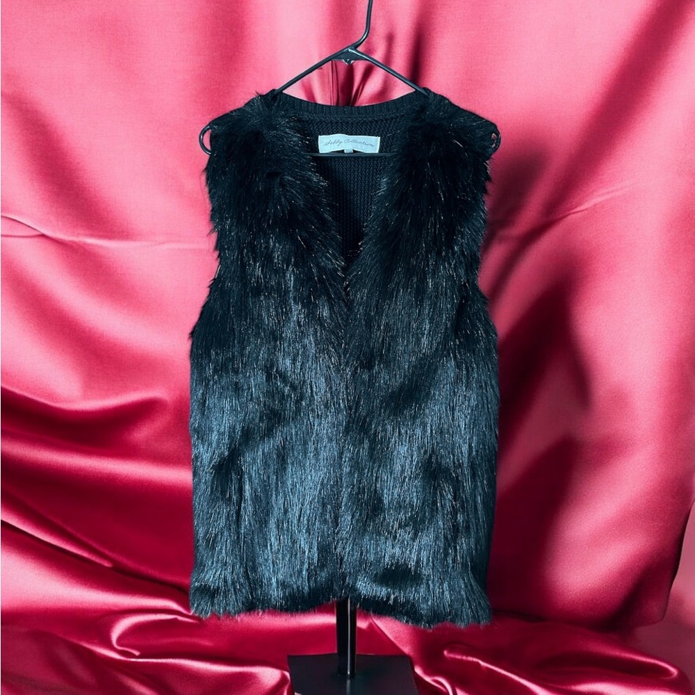 Sebby Collection Black Faux Fur Vest XL NWOT